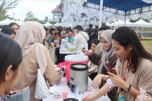 Pasar Takjil dan Kampung Ramadhan Fakultas Kedokteran Unpatti