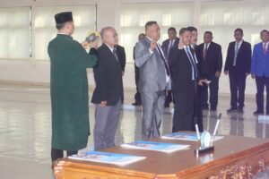 Rektor Lantik Wakil Dekan FKIP Unpatti