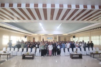 Warek Tiga Dorong UKM Wujudkan Generasi Emas 2045